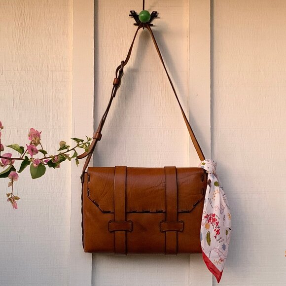 Vintage French leather briefcase messenger attache book bag - Picture 2 of 16